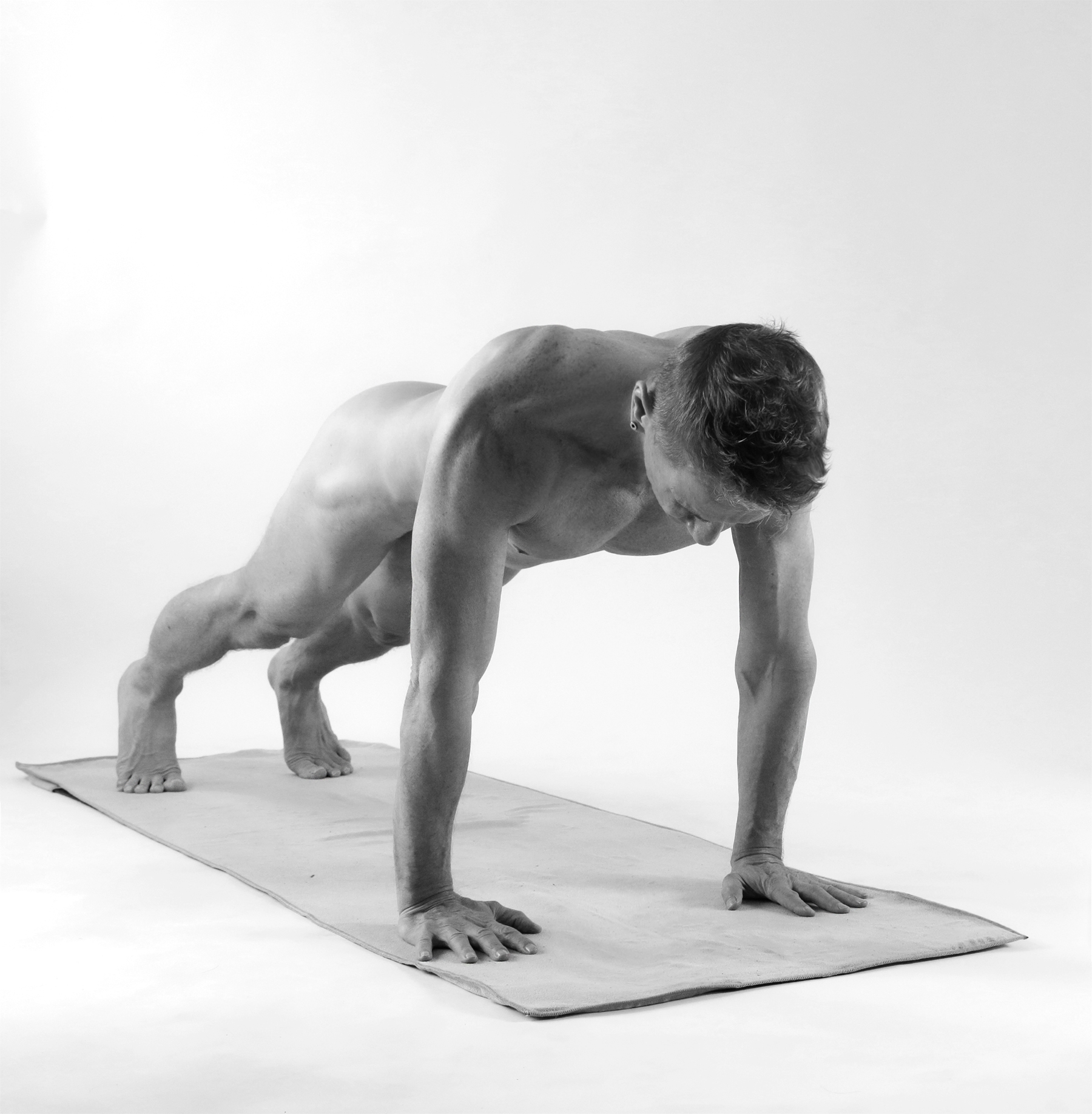 PLANK IT - BOLD NAKED YOGA